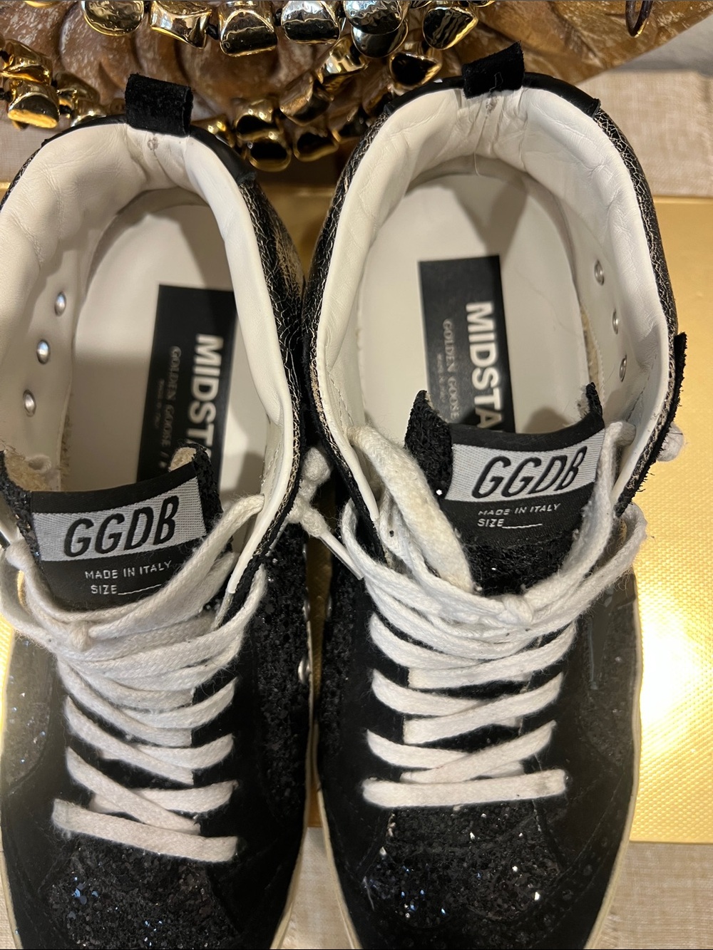 Golden Goose Black Glitter Suede Low-Top Sneakers with White Laces:Size 40 - Picture 2 of 12